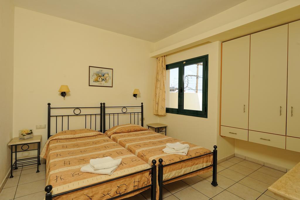 San Giorgio Apartments Malia Oda fotoğraf